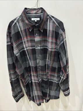 Alex Cannon Men's Button-Down Plaid Shirt - Black & Gray with Red Stripe. Size L